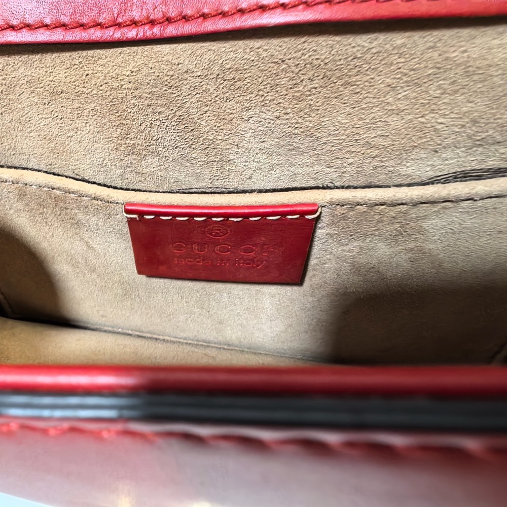 Gucci Red Leather Crossbody with Gold Chain and Black Stripe - Picture 7 of 9